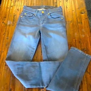 Seven for All Mankind - the slim cigarette Jeans in charcoal - size 23